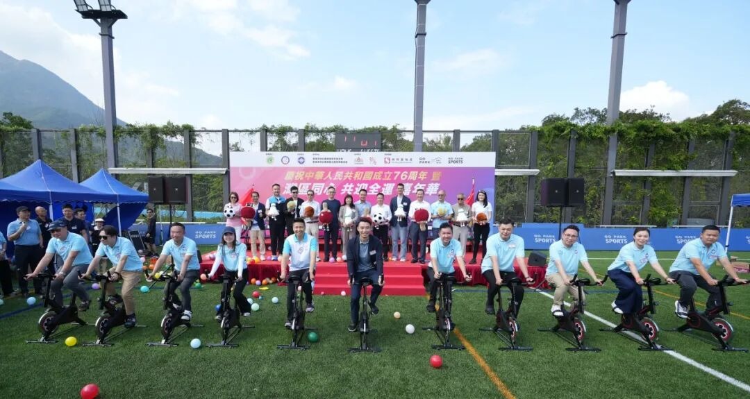 曼联客场对阵狼队，若取胜可追平切尔西，升至第六。狼队近期状态差，曼联实力占优，有望全取三分。